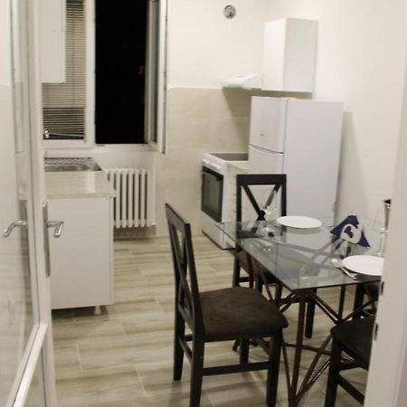 Apartment 51 - Bright, Spacious, Lux 1 Bedroom In The City Center - Stari Grad Belgrado Esterno foto