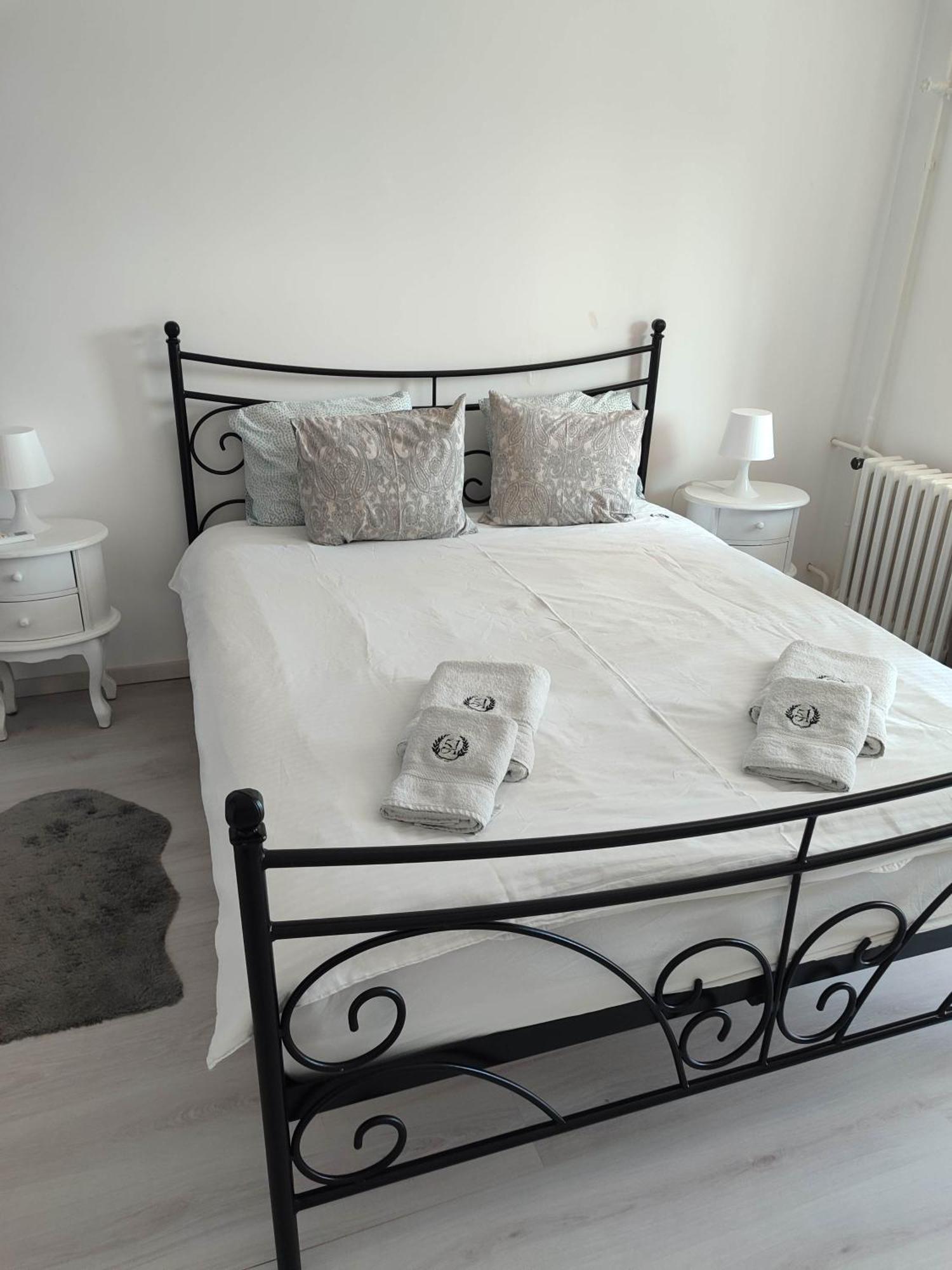 Apartment 51 - Bright, Spacious, Lux 1 Bedroom In The City Center - Stari Grad Belgrado Esterno foto